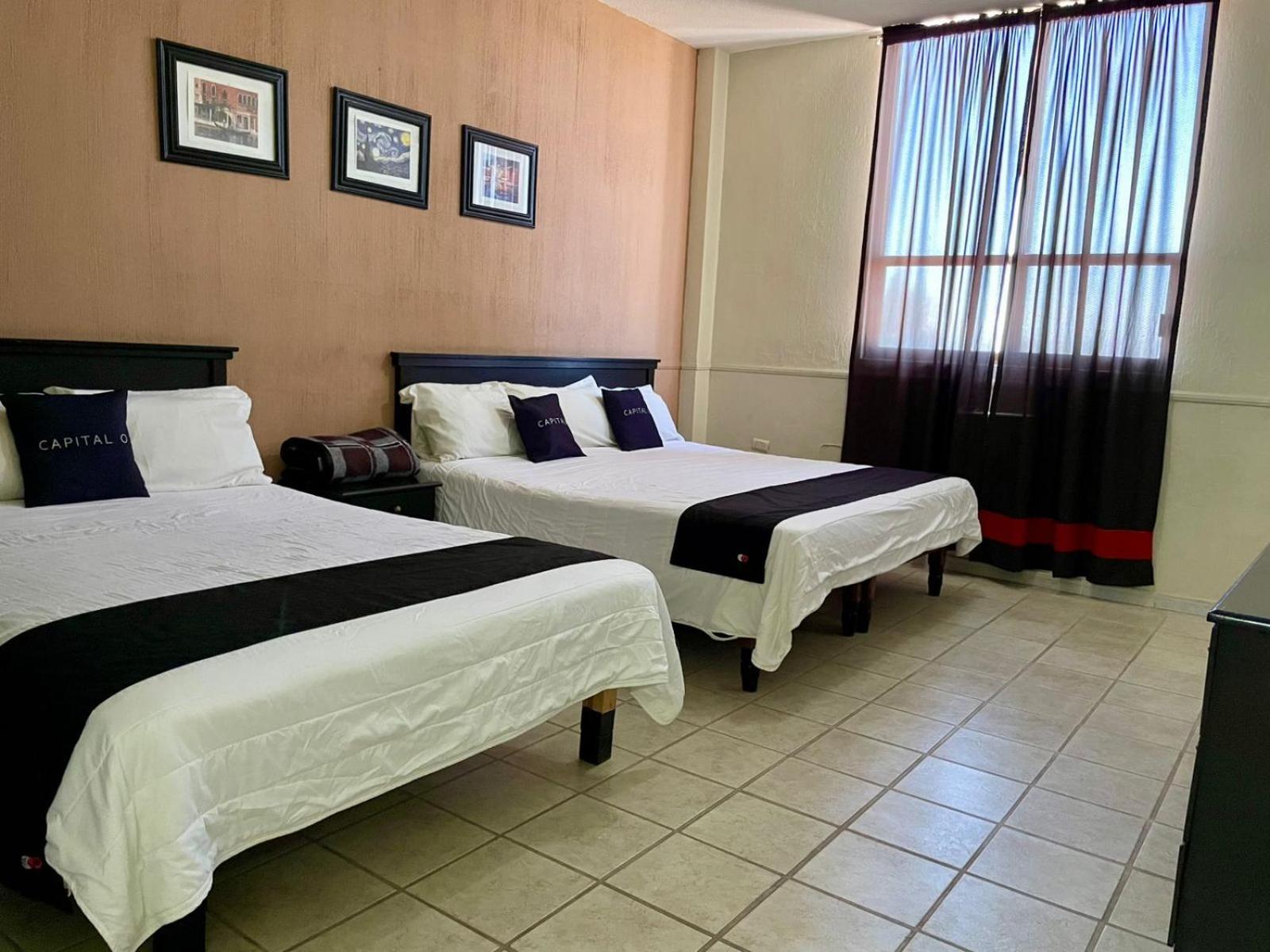 Hotel Marney อากวสคาเลียนเทส ภายนอก รูปภาพ