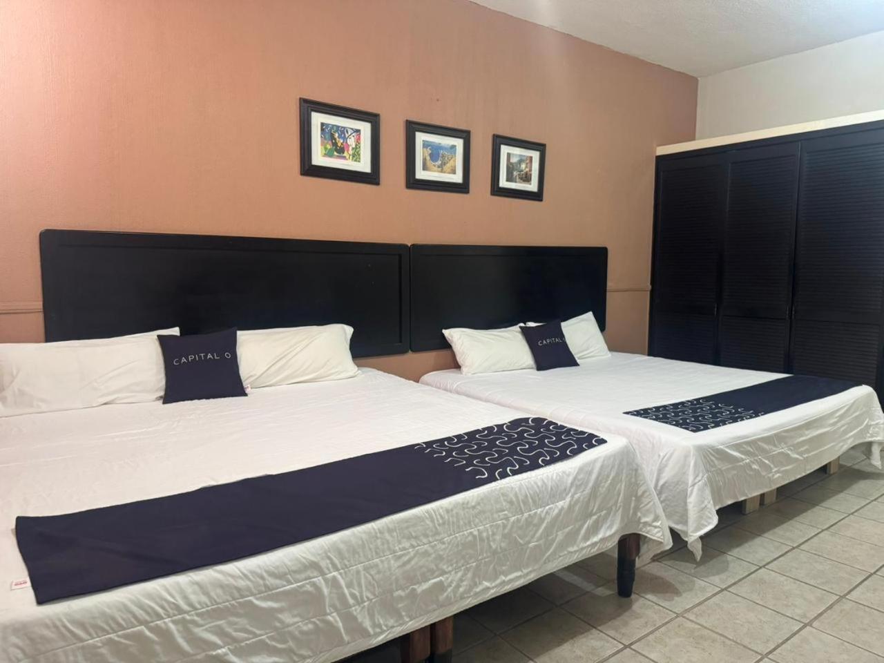 Hotel Marney อากวสคาเลียนเทส ภายนอก รูปภาพ