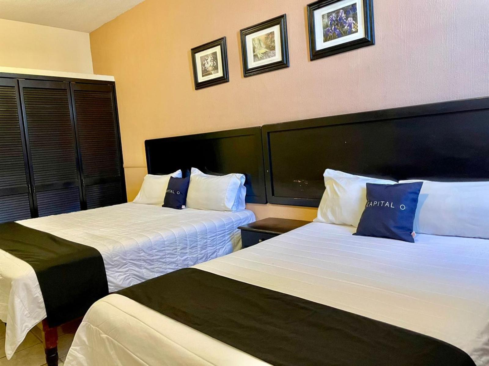Hotel Marney อากวสคาเลียนเทส ภายนอก รูปภาพ