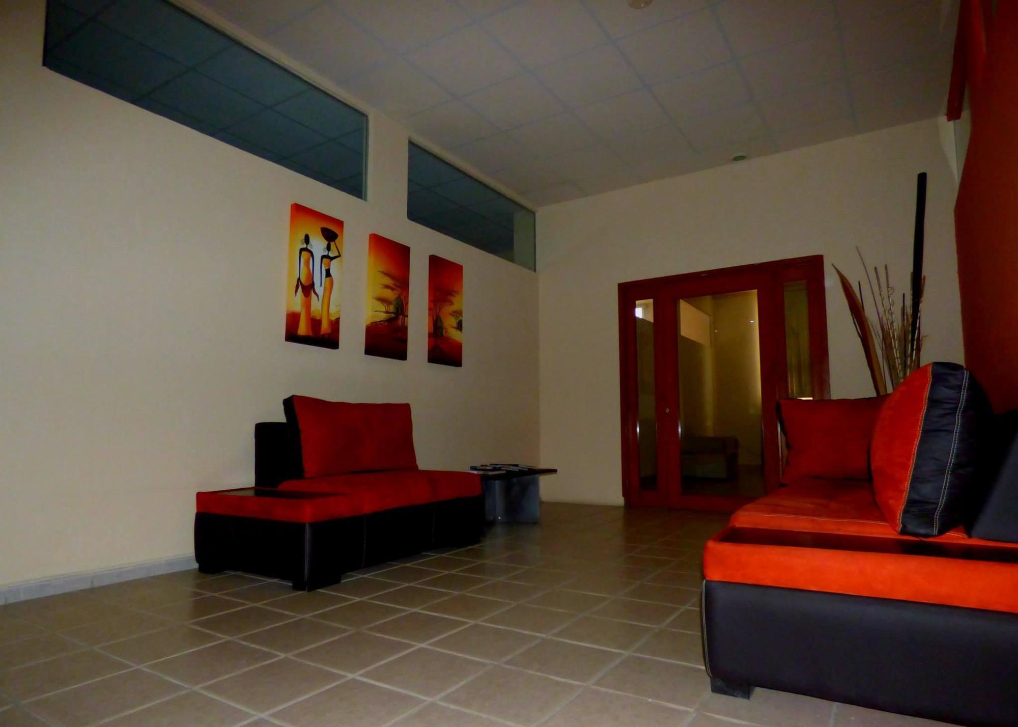 Hotel Marney อากวสคาเลียนเทส ภายนอก รูปภาพ